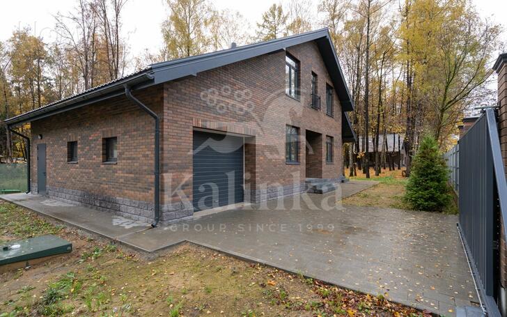 2-этажный коттедж 300 м² без отделки