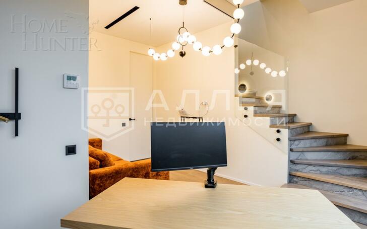 3-этажный таунхаус 240 м² с отделкой
