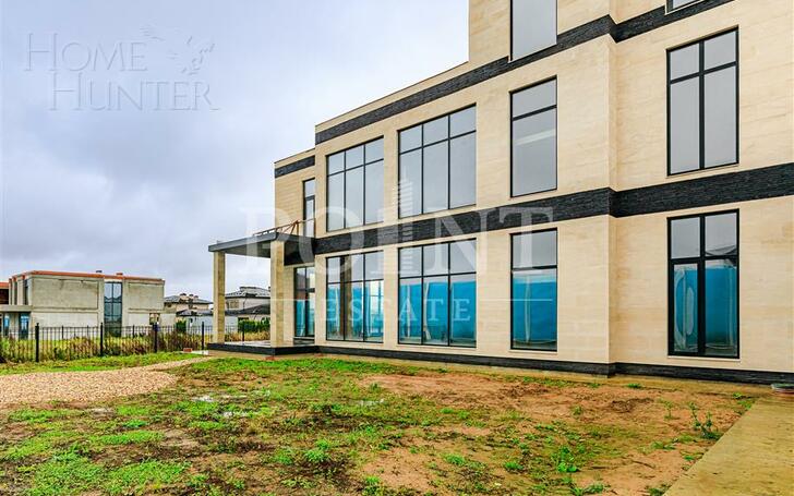 2-этажный коттедж 600 м² без отделки
