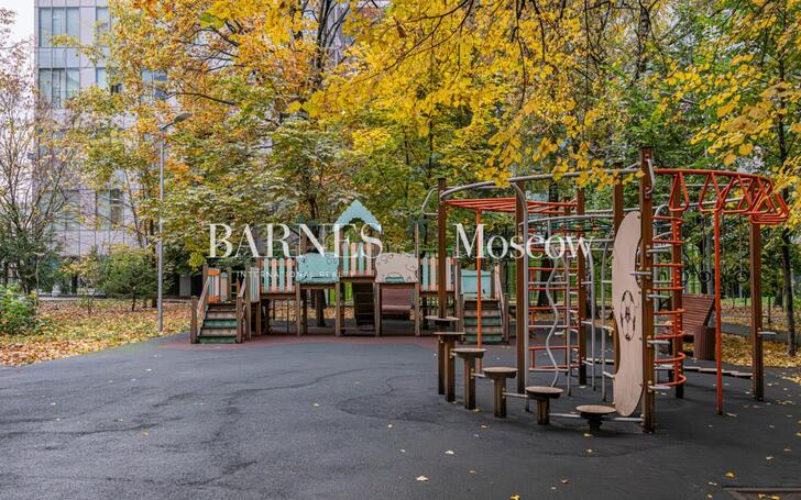 5-КОМН. КВАРТИРА С ОТДЕЛКОЙ 190 М² НА 3 ЭТАЖЕ