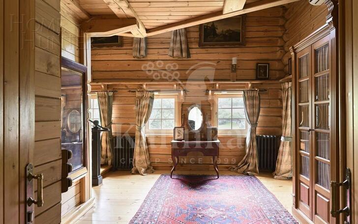 3-этажный коттедж 450 м² с отделкой