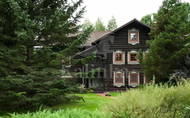 3-этажный коттедж 450 м² с отделкой