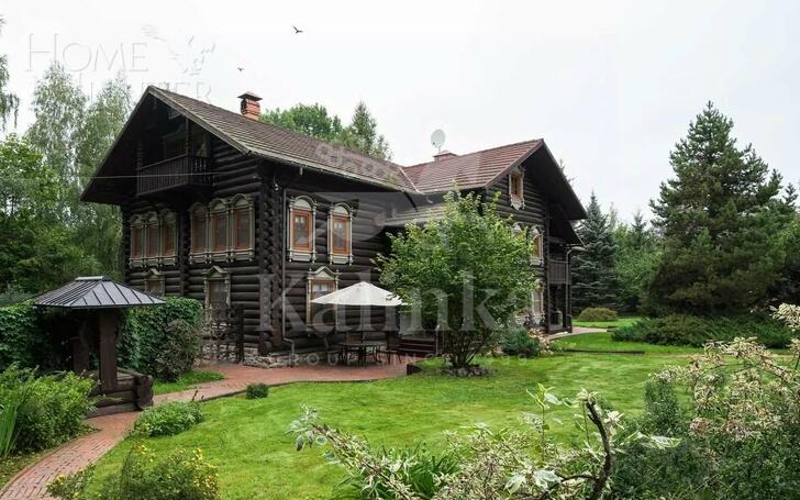 3-этажный коттедж 450 м² с отделкой