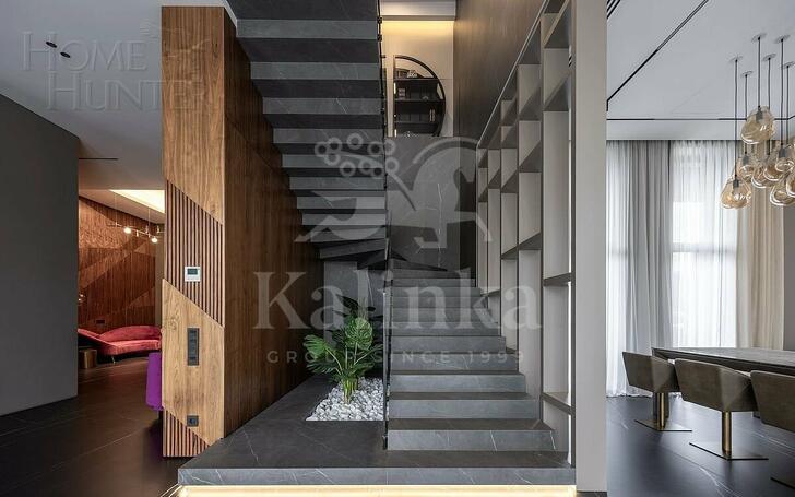 2-этажный коттедж 745 м² с отделкой