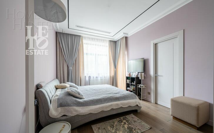 2-этажный коттедж 1 100 м² с отделкой