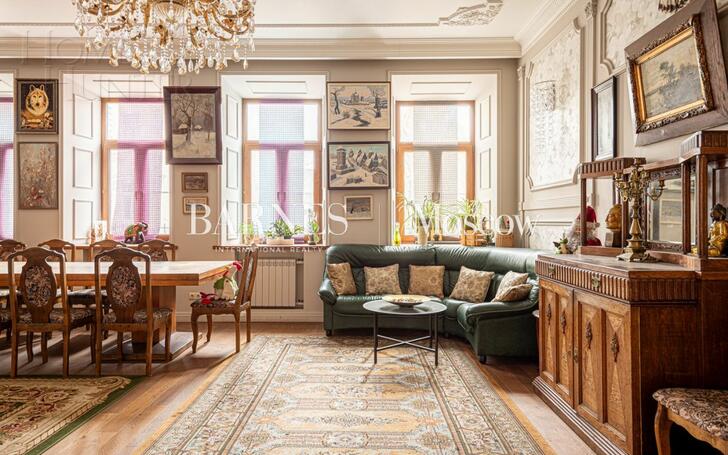 5-КОМН. КВАРТИРА С ОТДЕЛКОЙ 190 М² НА 3 ЭТАЖЕ