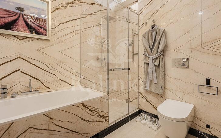 5-КОМН. КВАРТИРА С ОТДЕЛКОЙ 242.42 М² НА 6 ЭТАЖЕ
