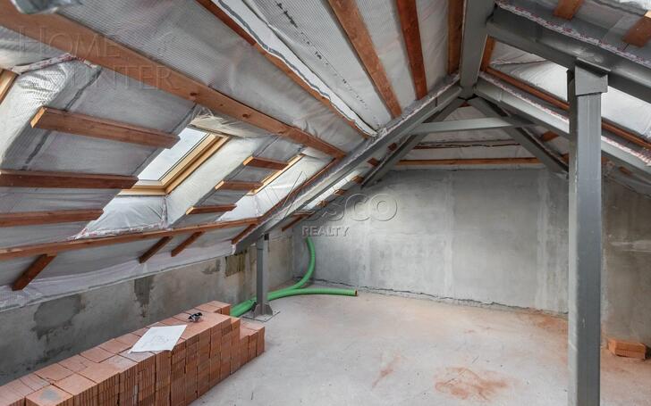 3-этажный коттедж 680 м² без отделки