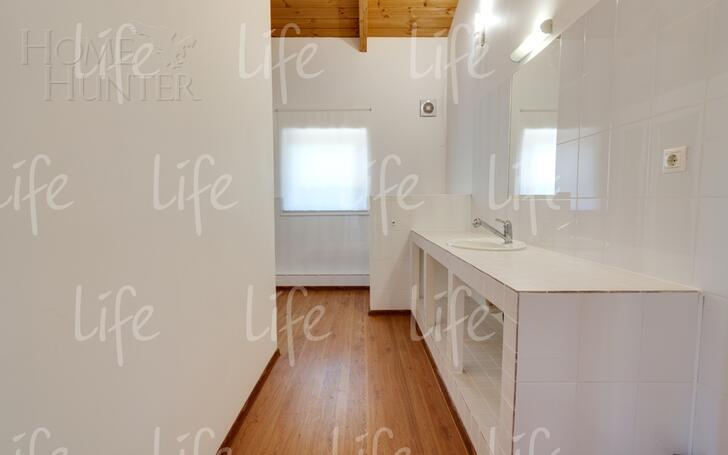 1-этажный коттедж 240 м² с отделкой