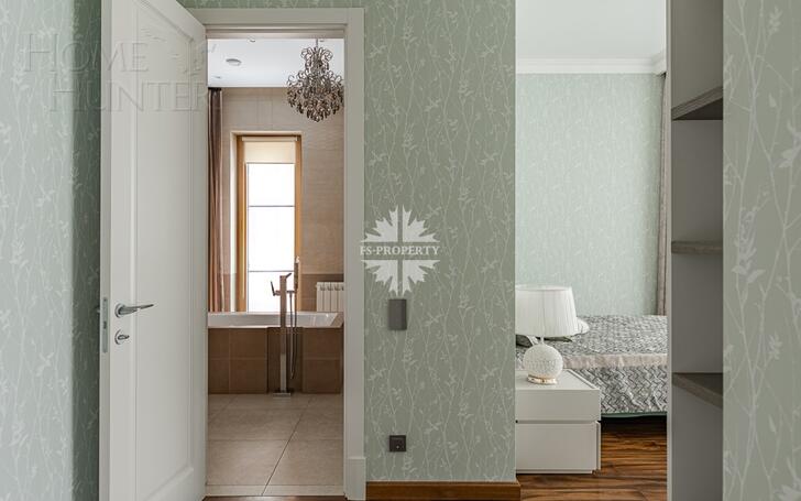 5-КОМН. КВАРТИРА С ОТДЕЛКОЙ 240 М² НА 5 ЭТАЖЕ