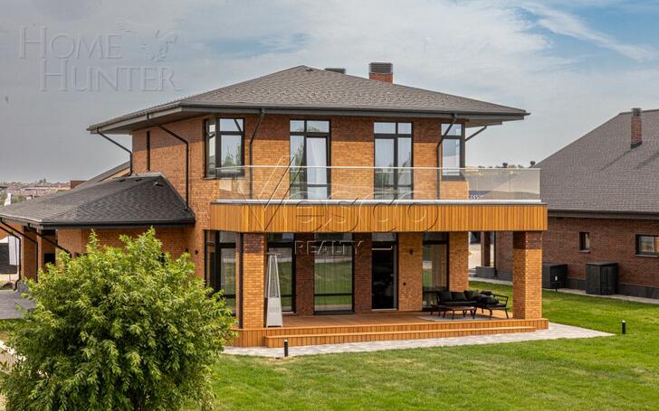 2-этажный коттедж 354.7 м² с отделкой