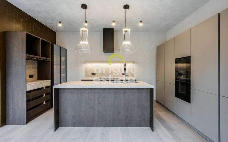 4-КОМН. КВАРТИРА С ОТДЕЛКОЙ 202.3 М² НА 4 ЭТАЖЕ