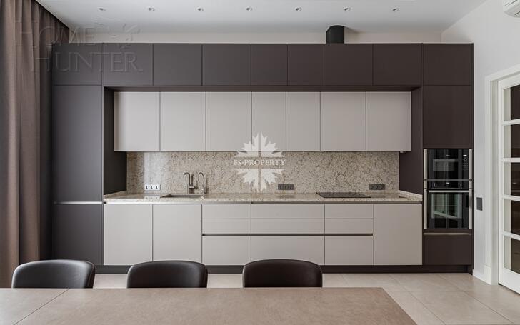 5-КОМН. КВАРТИРА С ОТДЕЛКОЙ 240 М² НА 5 ЭТАЖЕ