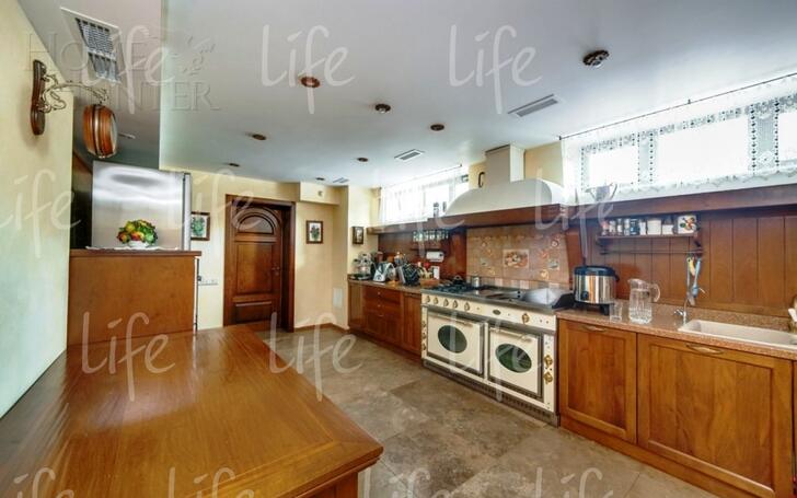 2-этажный коттедж 800 м² с отделкой