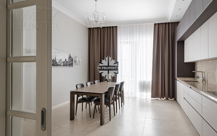 5-КОМН. КВАРТИРА С ОТДЕЛКОЙ 240 М² НА 5 ЭТАЖЕ