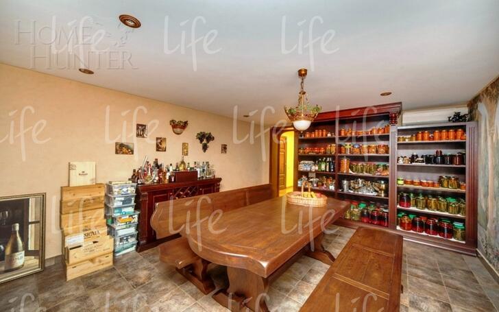 2-этажный коттедж 800 м² с отделкой
