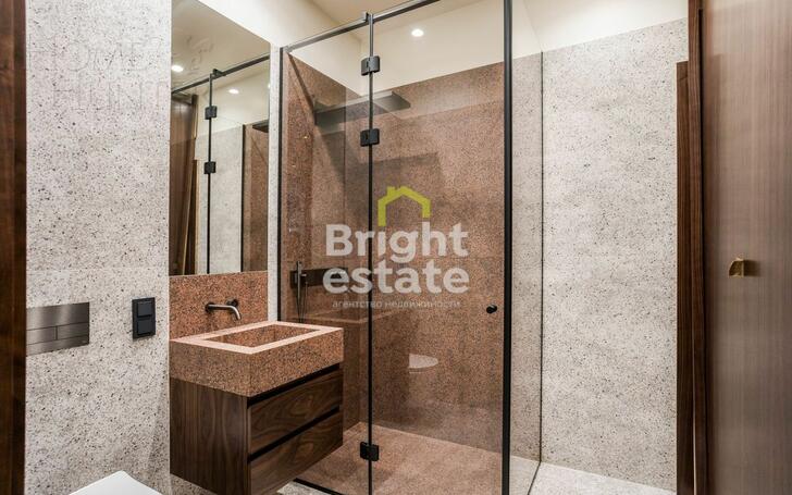 4-КОМН. КВАРТИРА С ОТДЕЛКОЙ 202.3 М² НА 4 ЭТАЖЕ