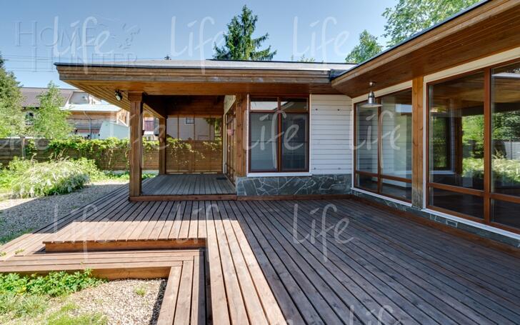 1-этажный коттедж 240 м² с отделкой