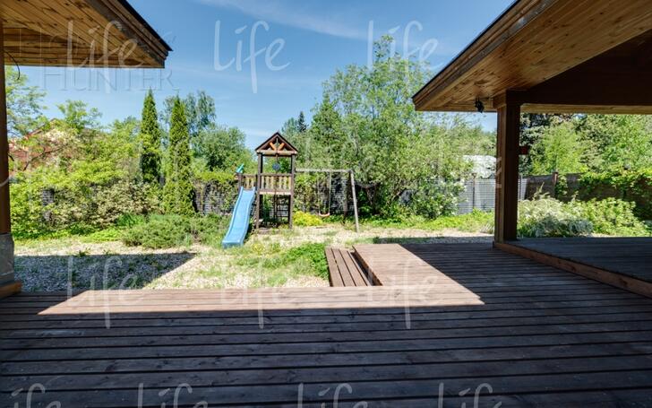 1-этажный коттедж 240 м² с отделкой