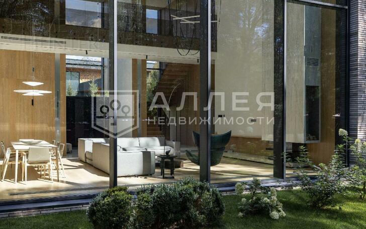 2-этажный коттедж 586 м² с отделкой