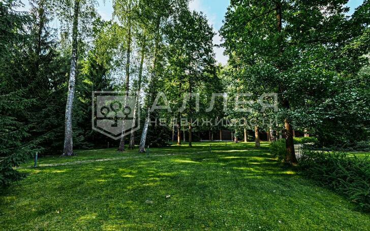 2-этажный коттедж 1 825 м² с отделкой