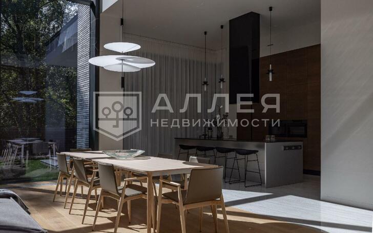 2-этажный коттедж 586 м² с отделкой
