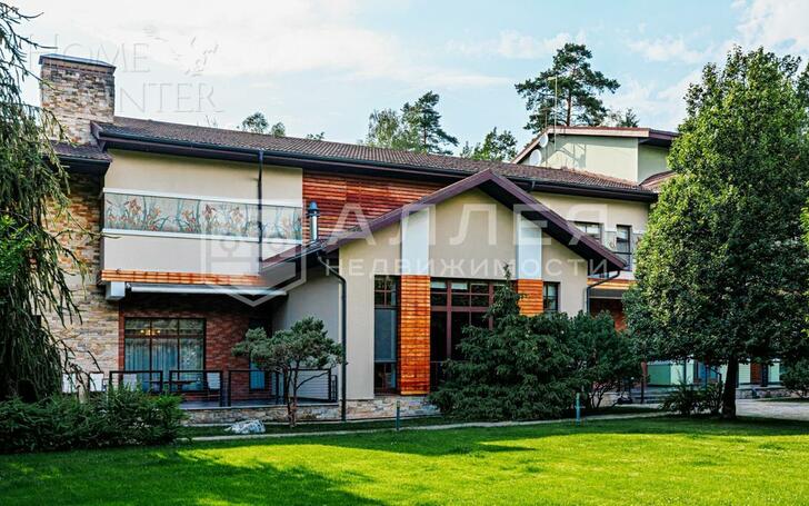 2-этажный коттедж 1 825 м² с отделкой