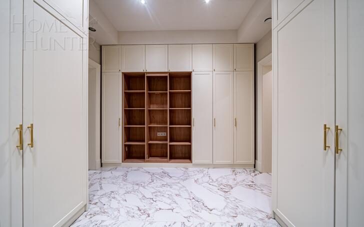 2-этажный коттедж 750 м² с отделкой