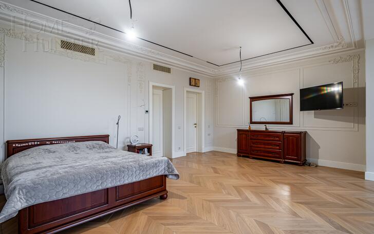 2-этажный коттедж 750 м² с отделкой