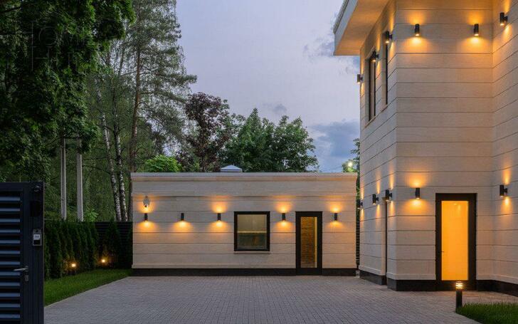 2-этажный коттедж 300 м² с отделкой