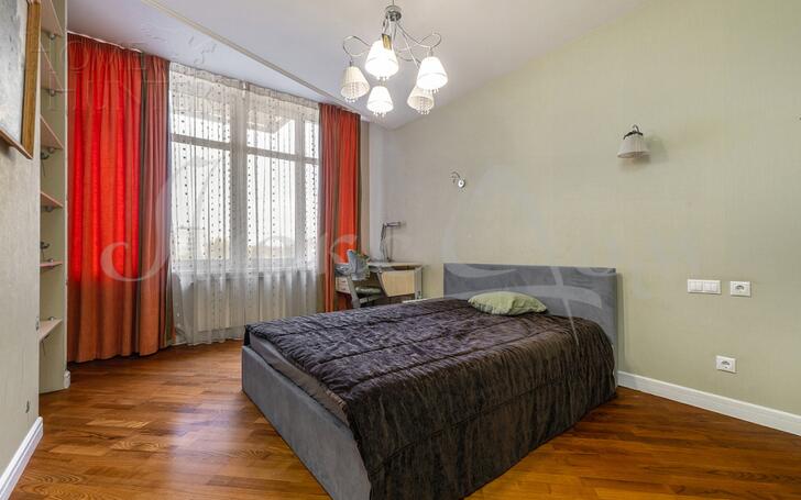 4-КОМН. КВАРТИРА С ОТДЕЛКОЙ 165.4 М² НА 4 ЭТАЖЕ