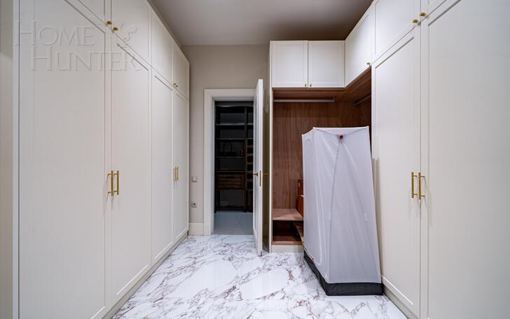2-этажный коттедж 750 м² с отделкой