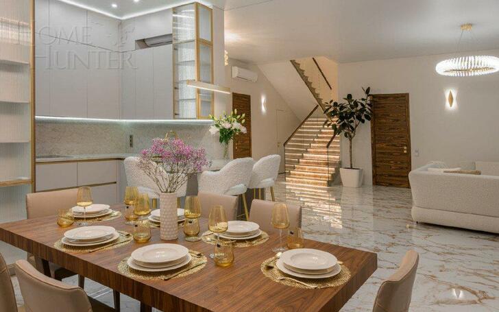 2-этажный коттедж 300 м² с отделкой