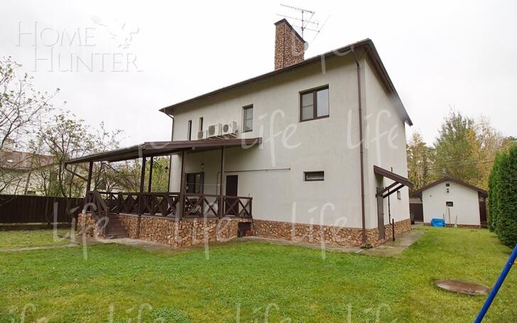 2-этажный коттедж 300 м² с отделкой