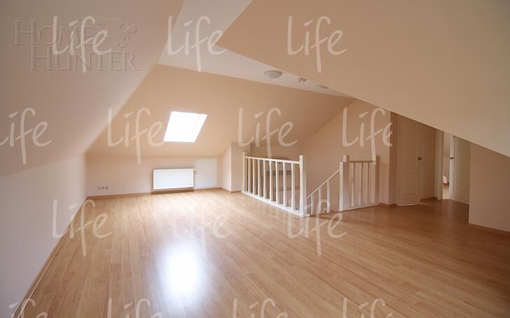 2-этажный коттедж 300 м² с отделкой