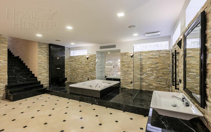 2-этажный коттедж 760 м² с отделкой