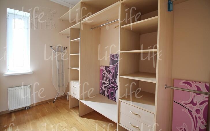 2-этажный коттедж 300 м² с отделкой