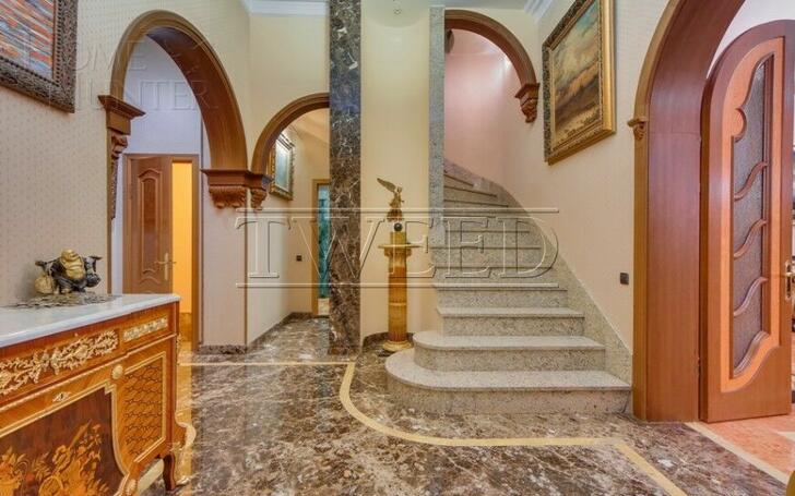 2-этажный коттедж 490 м² с отделкой