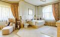 3-этажный коттедж 760 м² с отделкой