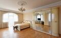 3-этажный коттедж 750 м² с отделкой
