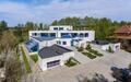 3-этажный коттедж 2 400 м² с отделкой