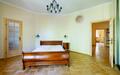 5-КОМН. КВАРТИРА С ОТДЕЛКОЙ 220.3 М² НА 2 ЭТАЖЕ