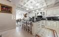 3-этажный таунхаус 700 м² с отделкой