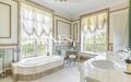 2-этажный коттедж 2 400 м² с отделкой