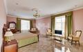 2-этажный коттедж 1 300 м² с отделкой