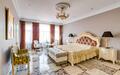 2-этажный коттедж 1 300 м² с отделкой