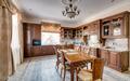 2-этажный коттедж 1 300 м² с отделкой