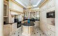 2-этажный коттедж 800 м² с отделкой
