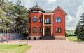 3-этажный коттедж 650 м² с отделкой