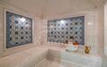 2-этажный коттедж 1 300 м² с отделкой